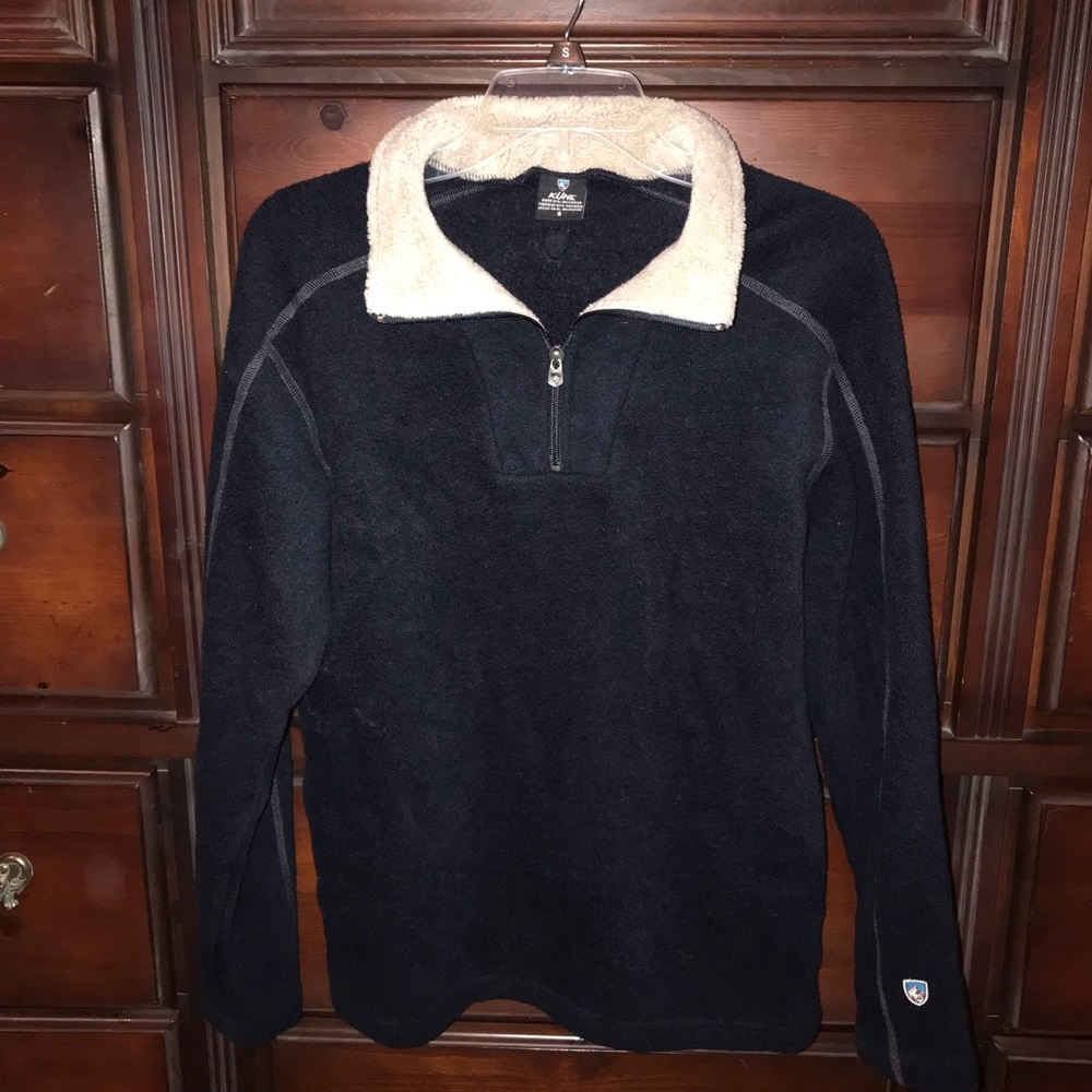 Kuhl men’s 1/4 zip sweater. Excellent condition.